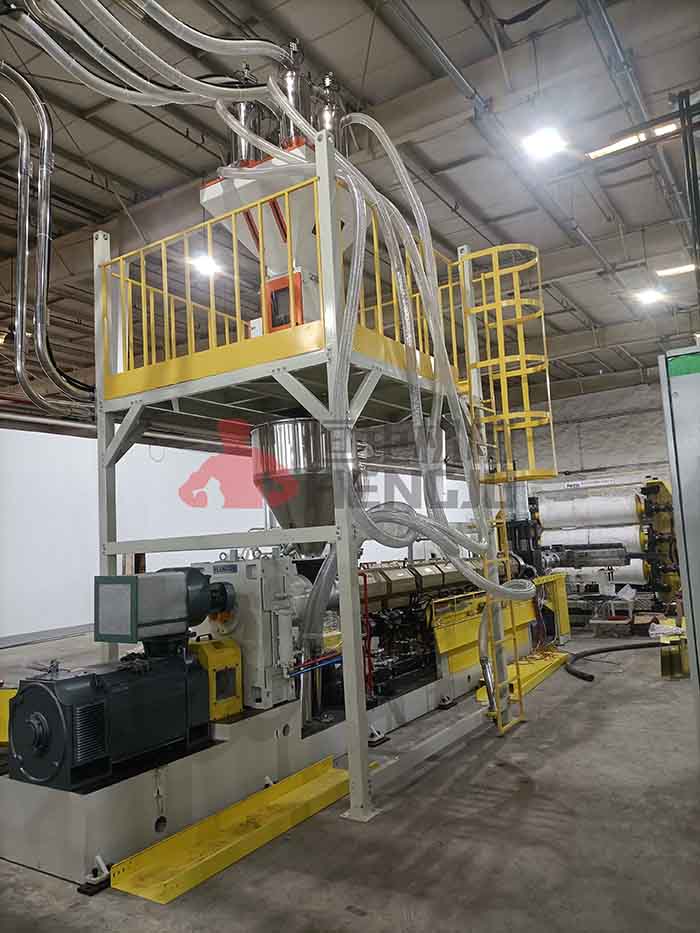 gravimetric mixer for extruder.jpg